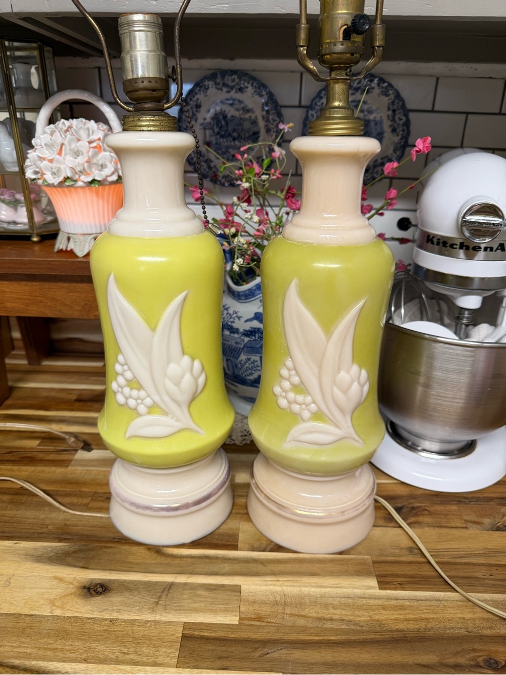 2 vintage Aladdin Alacite glass table lamps art deco 1940